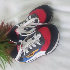 Puma sneaker for kids